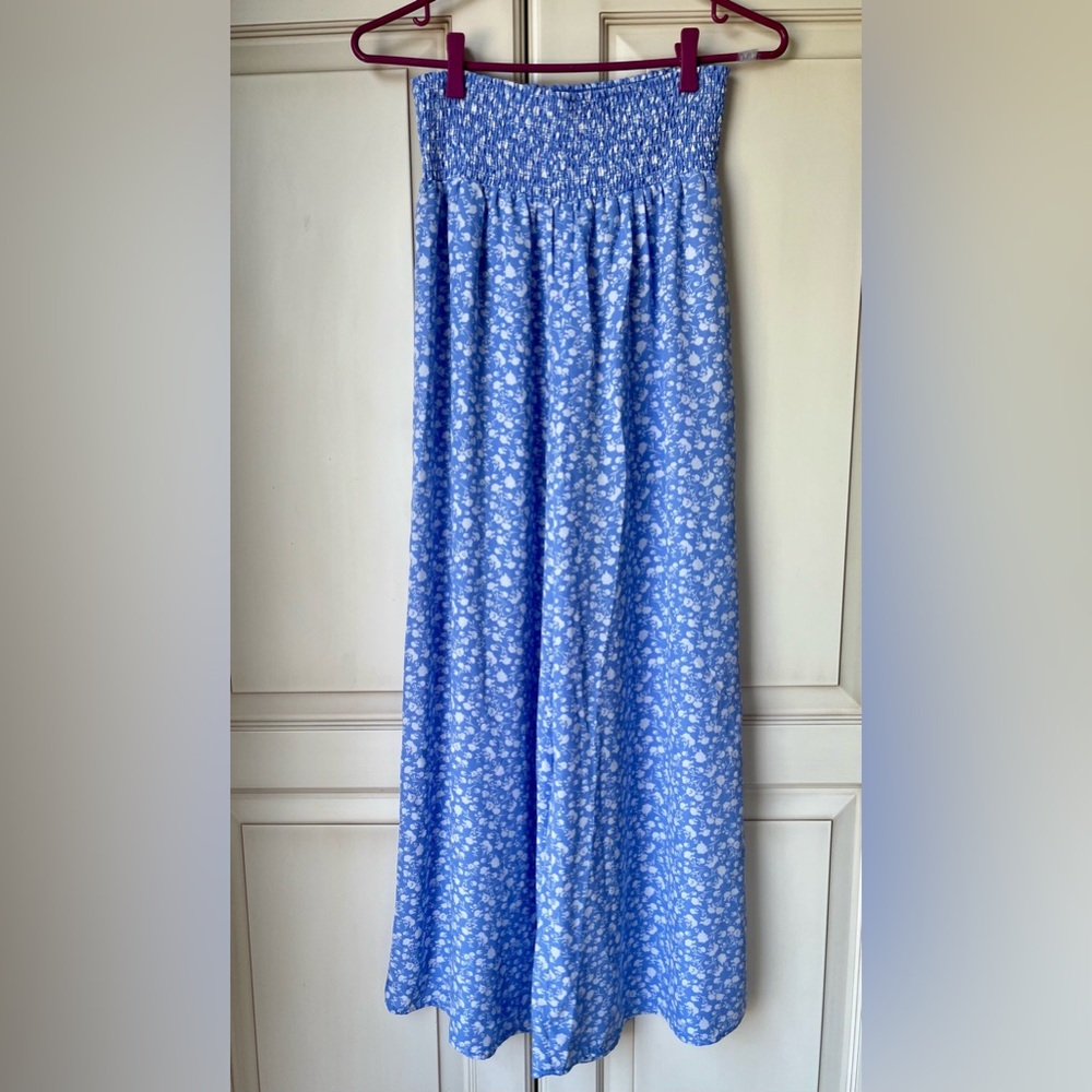 NWOT Sienna Sky wide legged summer pants. Medium.